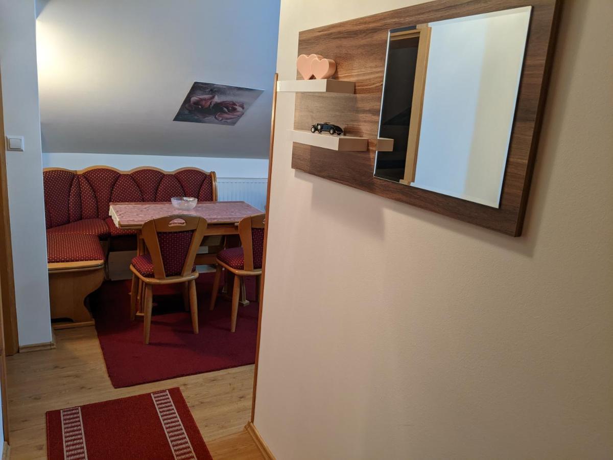 Apartmani Hrastik Біхач Екстер'єр фото