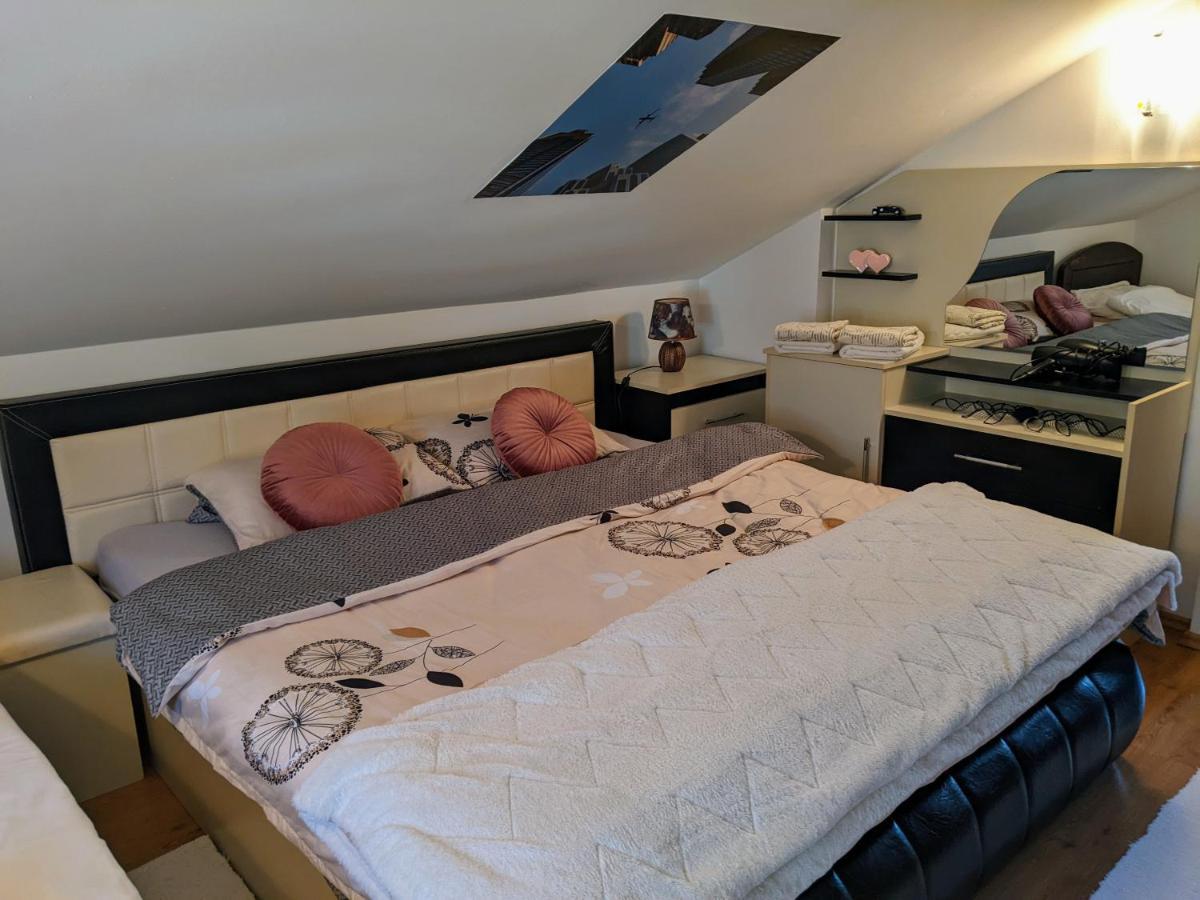 Apartmani Hrastik Біхач Екстер'єр фото