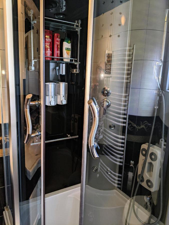 Apartmani Hrastik Біхач Екстер'єр фото