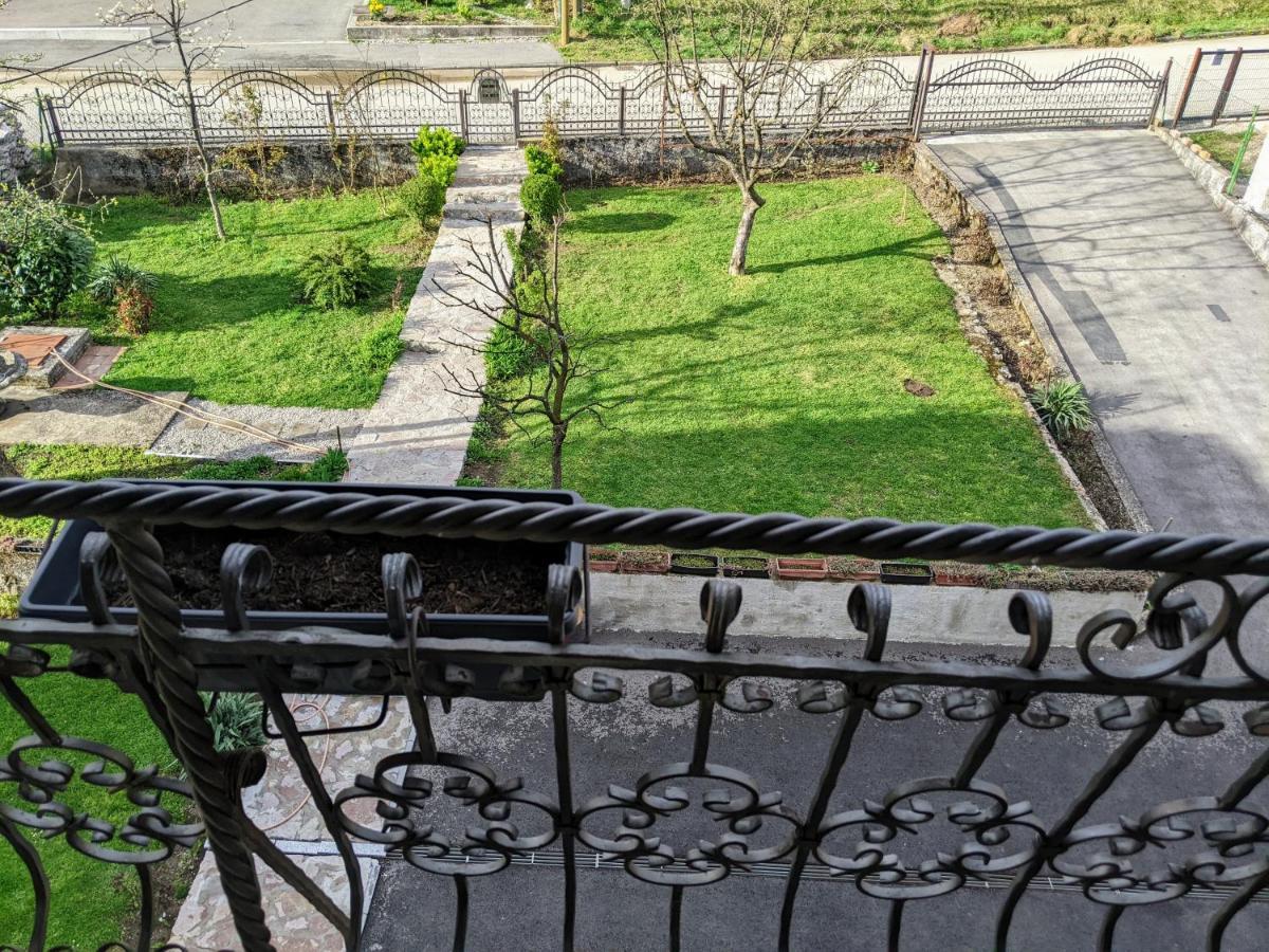 Apartmani Hrastik Біхач Екстер'єр фото