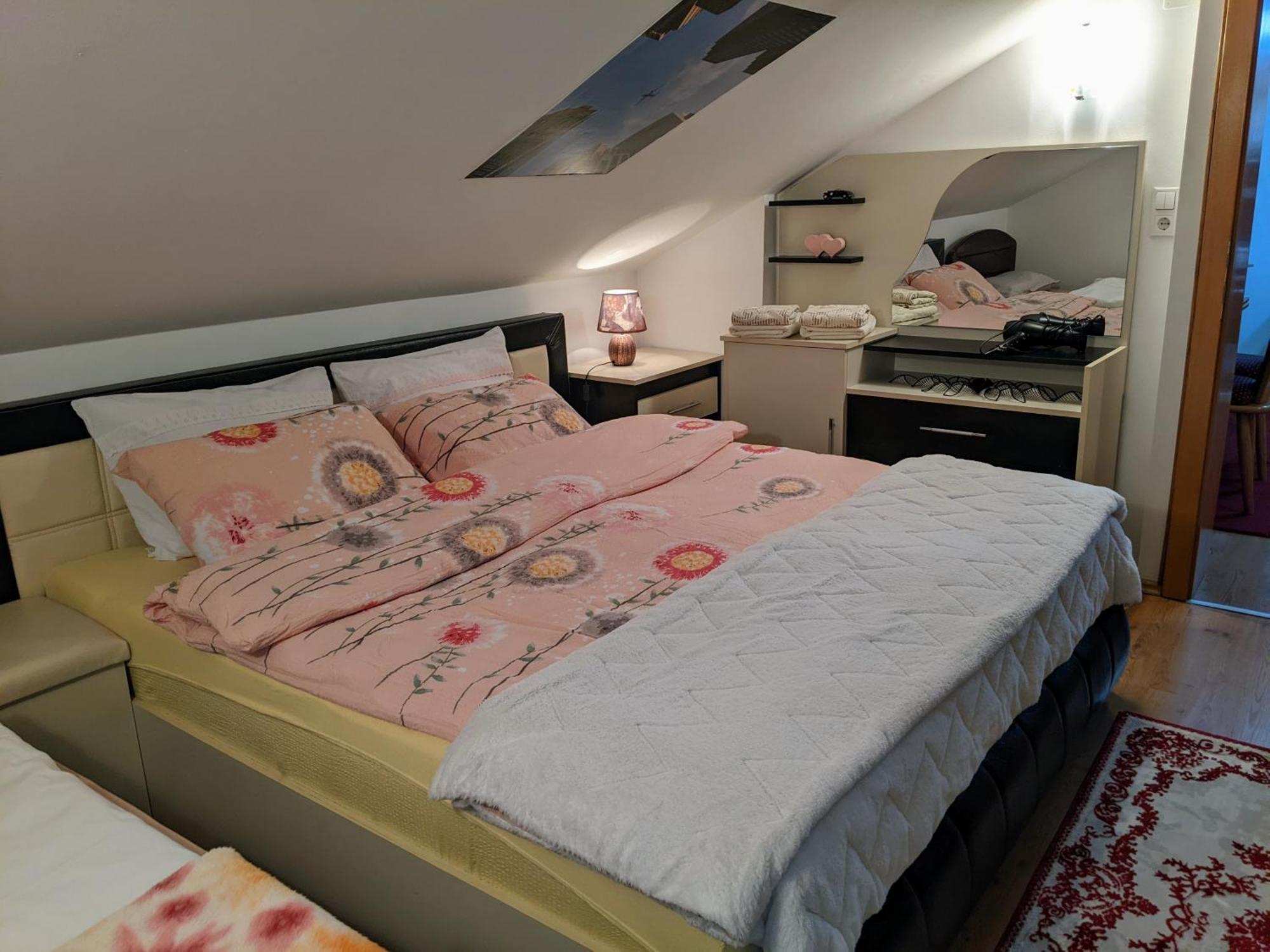 Apartmani Hrastik Біхач Номер фото